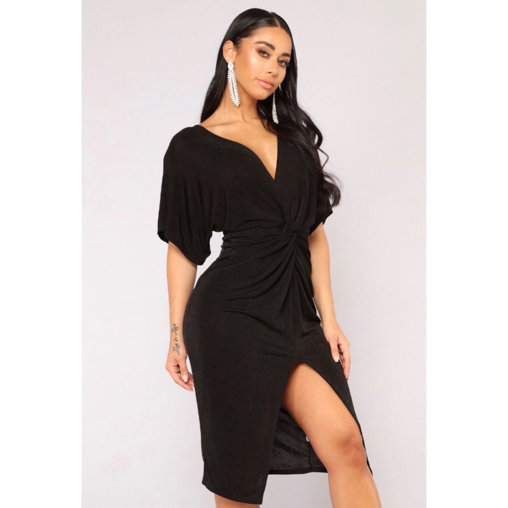 Fashion Nova knot dress